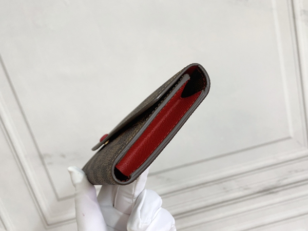 LVコピーウォレット背面デザイン